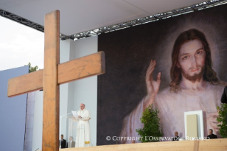 9-Viaje apostólico a Polonia: Vía Crucis con los jóvenes