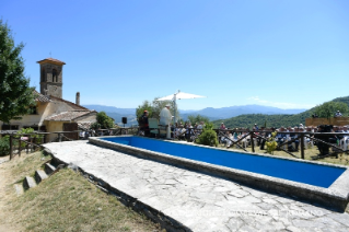 9-Pellegrinaggio a Barbiana: Visita alla tomba di Don Lorenzo Milani