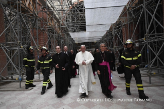 5-Visita Pastorale: Incontro con le popolazioni colpite dal terremoto  