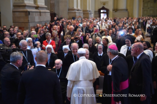 1-Visita Pastorale a Bologna: Incontro con i Sacerdoti, i Religiosi, i Seminaristi del Seminario Regionale e i Diaconi Permanenti