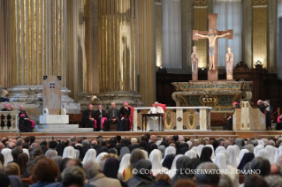 10-Visita Pastorale a Bologna: Incontro con i Sacerdoti, i Religiosi, i Seminaristi del Seminario Regionale e i Diaconi Permanenti