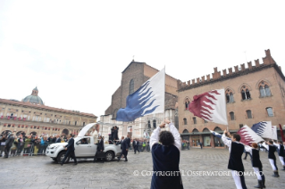 6-Visite pastorale à Bologne : Rencontre avec le monde du travail, les chômeurs, les représentants d'Unindustria, des Syndicats, des Confcoopératives et de Legacoop