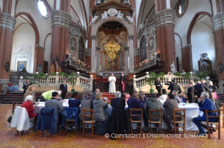 0-Visite pastorale à Bologne : Déjeuner de solidarité avec les pauvres, les réfugiés, les prisonniers