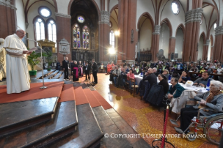 5-Visita Pastorale a Bologna: Pranzo di solidarietà con i poveri, i rifugiati, i detenuti