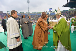 4-Pastoralbesuch in Cesena und Bologna: Feier der heiligen Messe