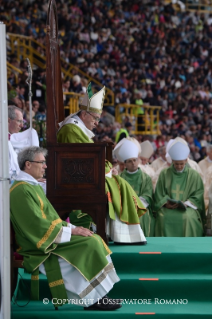 11-Pastoralbesuch in Cesena und Bologna: Feier der heiligen Messe