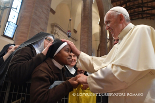 8-Pastoralbesuch in Cesena und Bologna: Begegnung mit dem Klerus, Personen des geweihten Lebens, Laien der Pastoralr&#xe4;te, Mitgliedern der Kurie und Repr&#xe4;sentanten der Pfarreien