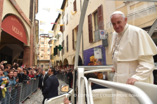 4-Visita Pastoral a Cesena: Encontro com a população 