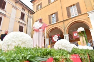 5-Visita pastoral a Cesena: Encuentro con la poblaci&#xf3;n
