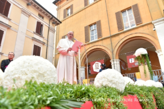 5-Visite pastorale à Cesena : Rencontre avec la population