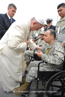7-Viagem Apostólica à Colômbia: Palavras do Santo Padre a um grupo de veteranos, militares e agentes da polícia no Aeroporto Militar de CATAM
