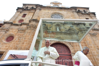 2-Viaje apost&#xf3;lico a Colombia: &#xc1;ngelus