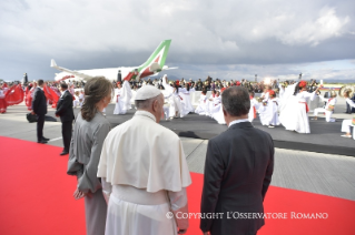 7-Apostolische Reise nach Kolumbien: Willkommenszeremonie auf dem Militärflughafen Catam