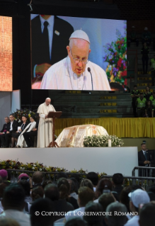 8-Viaje apost&#xf3;lico a Colombia: Encuentro con sacerdotes, religiosos, consagrados, seminaristas y sus familias