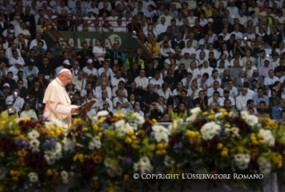 13-Apostolische Reise nach Kolumbien: Begegnung mit dem Klerus, Ordensleuten, Seminaristen und ihren Angehörigen 