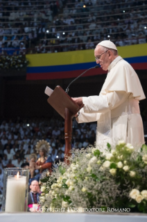 14-Voyage apostolique en Colombie : Rencontre avec les pr&#xea;tres, les religieux/ses, les consacr&#xe9;s/es, les s&#xe9;minaristes et leurs familles de provenance