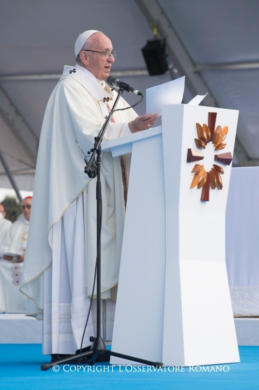 10-Viaggio Apostolico in Colombia: Santa Messa