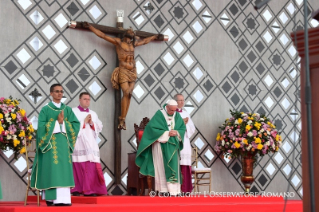 11-Voyage apostolique en Colombie : Messe
