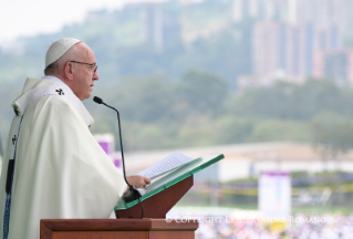 12-Viaggio Apostolico in Colombia: Santa Messa