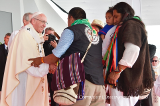 22-Voyage apostolique en Colombie : Messe sur le Terrain Catama