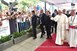 3-Viaje apost&#xf3;lico a Colombia: Bendici&#xf3;n de la primera piedra de las casas para los sintecho y de la Obra Talitha Qum