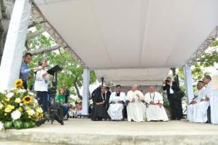 0-Apostolic Journey to Colombia: Blessing and laying of the corner-stones for homeless shelters and Talitha Qum works