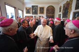 9-Voyage apostolique en Colombie : Rencontre avec les &#xe9;v&#xea;ques