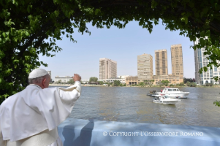 1-Viaje apostólico a Egipto: Encuentro de oración con el clero, religiosos, religiosas y seminaristas