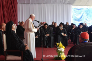11-Viaje apostólico a Egipto: Encuentro de oración con el clero, religiosos, religiosas y seminaristas