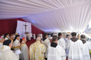 5-Apostolic Journey to Egypt: Holy Mass