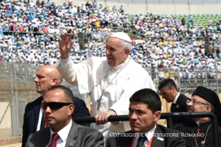 0-Apostolic Journey to Egypt: Holy Mass