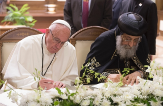 26-Apostolic Journey to Egypt: Courtesy visit to H.H. Pope Tawadros II 