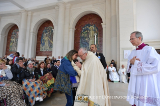 1-Pèlerinage à Fátima : Salut du Saint-Père aux malades 