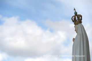 15-Pilgerreise nach Fatima: Heilige Messe mit Heiligsprechung der Seligen Francisco Marto und Jacinta Marto