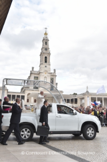 23-Pilgrimage to F&#xe1;tima: Prayer during the visit at the Chapel of the Apparitions