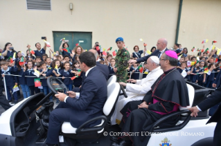 6-Pilgrimage to F&#xe1;tima: Prayer during the visit at the Chapel of the Apparitions