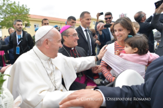 11-Pilgrimage to F&#xe1;tima: Prayer during the visit at the Chapel of the Apparitions