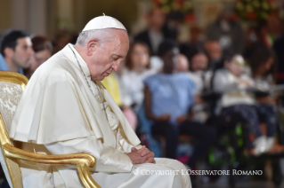 0-Visita Pastorale: Incontro con i giovani della Missione Diocesana