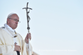 2-Visite pastorale à Gênes : Concélébration eucharistique