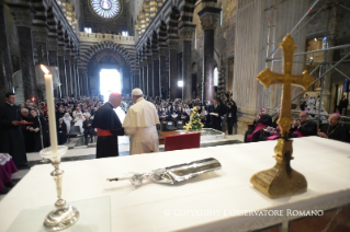15-Visita Pastorale: Incontro con i Vescovi della Liguria, Clero, Seminaristi e Religiosi della Regione, Collaboratori Laici della Curia, Rappresentanti di altre Confessioni
