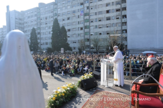 11-Pastoral Visit: Meeting with residents in the square of the White Houses