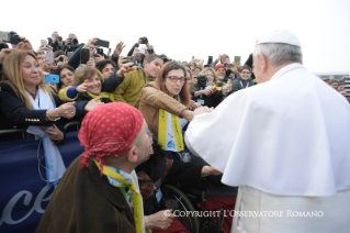 4-Pastoral Visit: Meeting with residents of the Forlanini Quarter