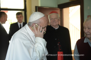 15-Pastoralbesuch: Begegnung mit den Bewohnern des Peripherieviertels Forlanini