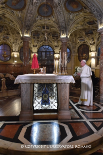 4-Pastoral Visit: Meeting with priests and consecrated persons gathered in the Duomo
