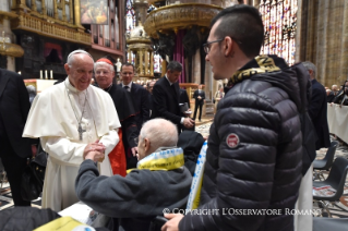 19-Visita Pastoral: Encontro com os sacerdotes e consagrados