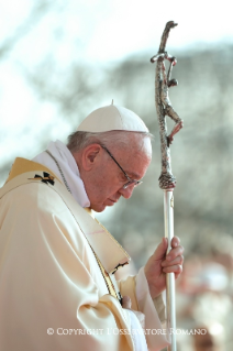 2-Pastoral Visit: Holy Mass at Monza Park