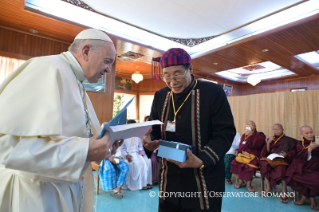6-Voyage apostolique au Myanmar : Rencontre avec les responsables religieux