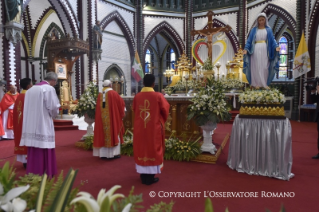 3-Apostolische Reise nach Myanmar: Eucharistiefeier mit Jugendlichen
