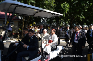 14-Apostolic Journey to Myanmar: Holy Mass with the youth