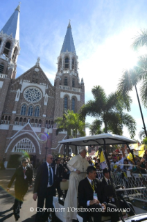 15-Voyage apostolique au Myanmar : Messe avec les jeunes